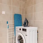 Signature - Style, Espace Et Confort شقة بزييه