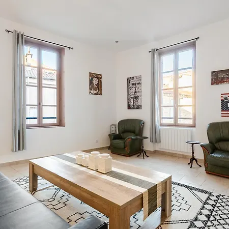 Signature - Style, Espace Et Confort Apartmán